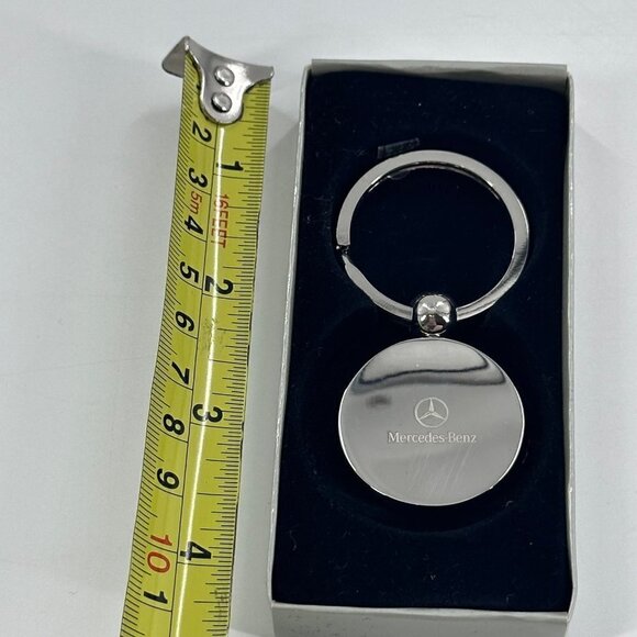 Mercedes Benz Round Silver tone Key Chain - Picture 5 of 6